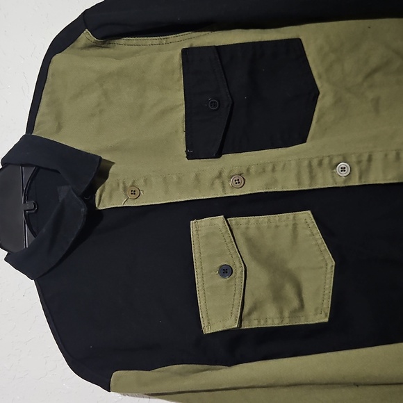 Men’s Forever 21 Twill Colorblock Shirt Black/Olive Medium - Picture 2 of 7